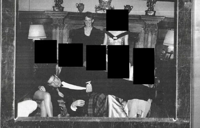 Indignación de víctimas por censura en expedientes del Caso Epstein