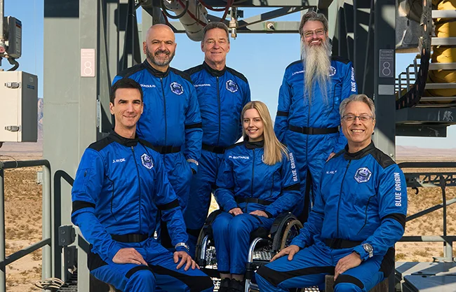 Michaela 'Michi' Benthaus se convirtió en el primer pasajero con movilidad reducida en viajar más allá de la línea Kármán