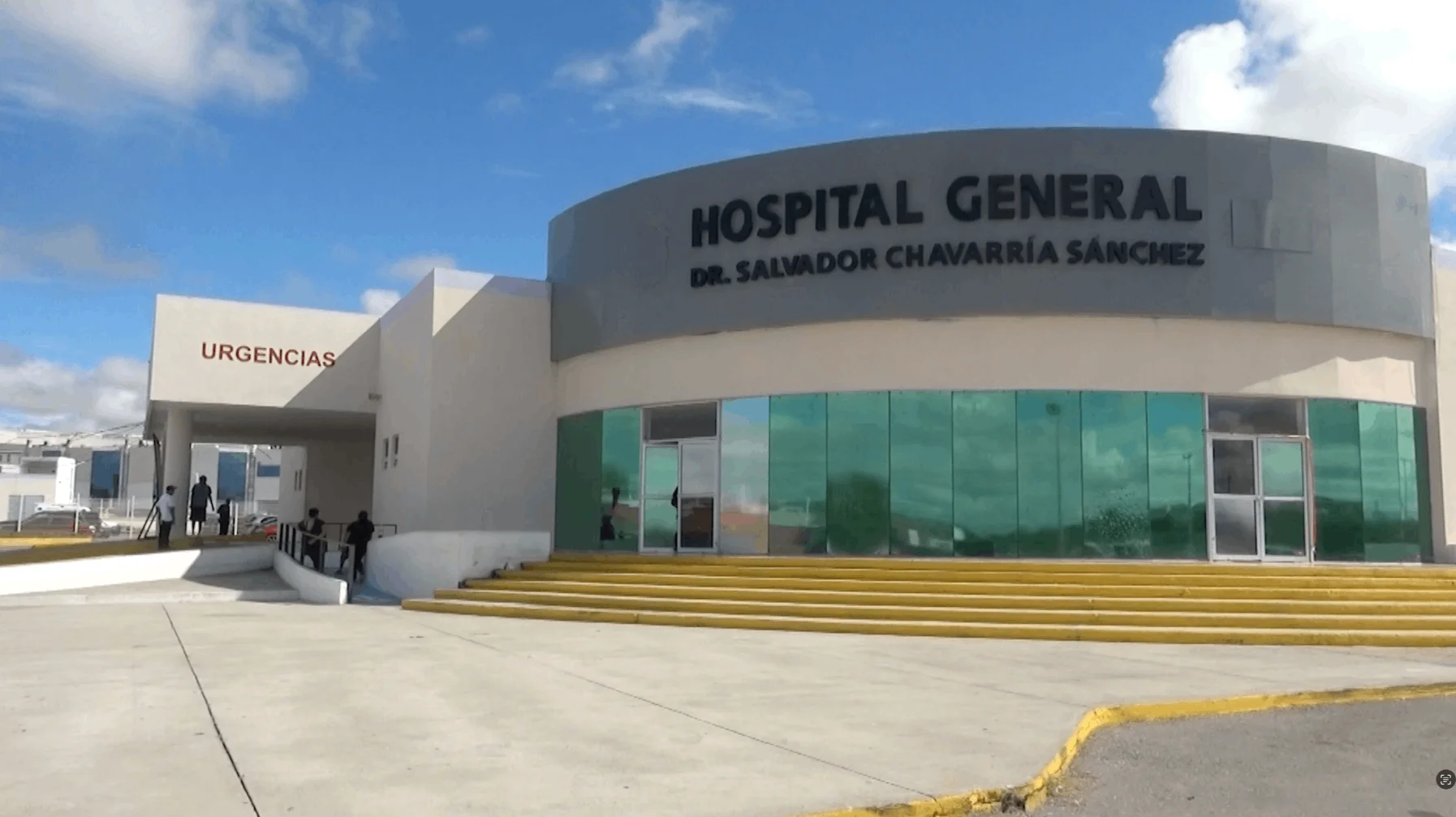 Si bien el área sigue bajo remodelación, se habilitó un espacio que se adaptó y se cuenta con equipo para internar a pacientes que requieren ese nivel de atención.