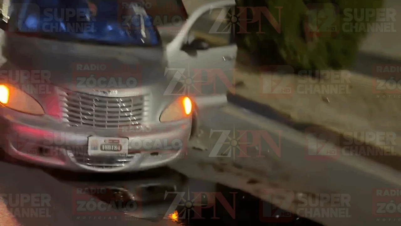 Abandonan vehículo accidentado en el libramiento Venustiano Carranza