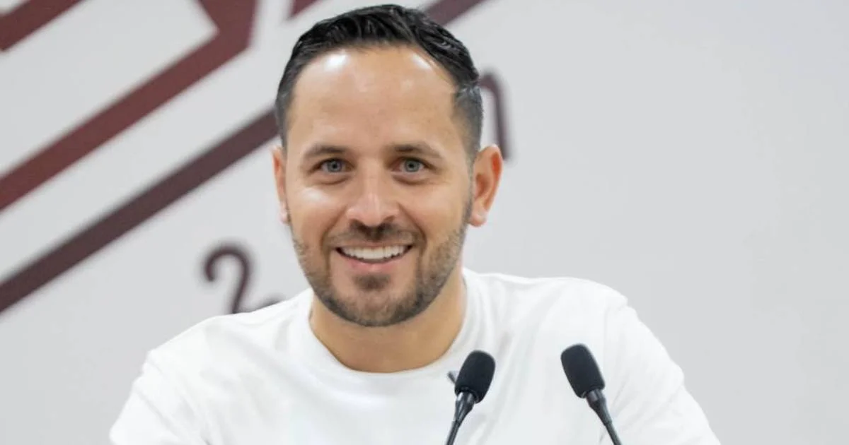 Alcalde encabeza última conferencia matutina del año