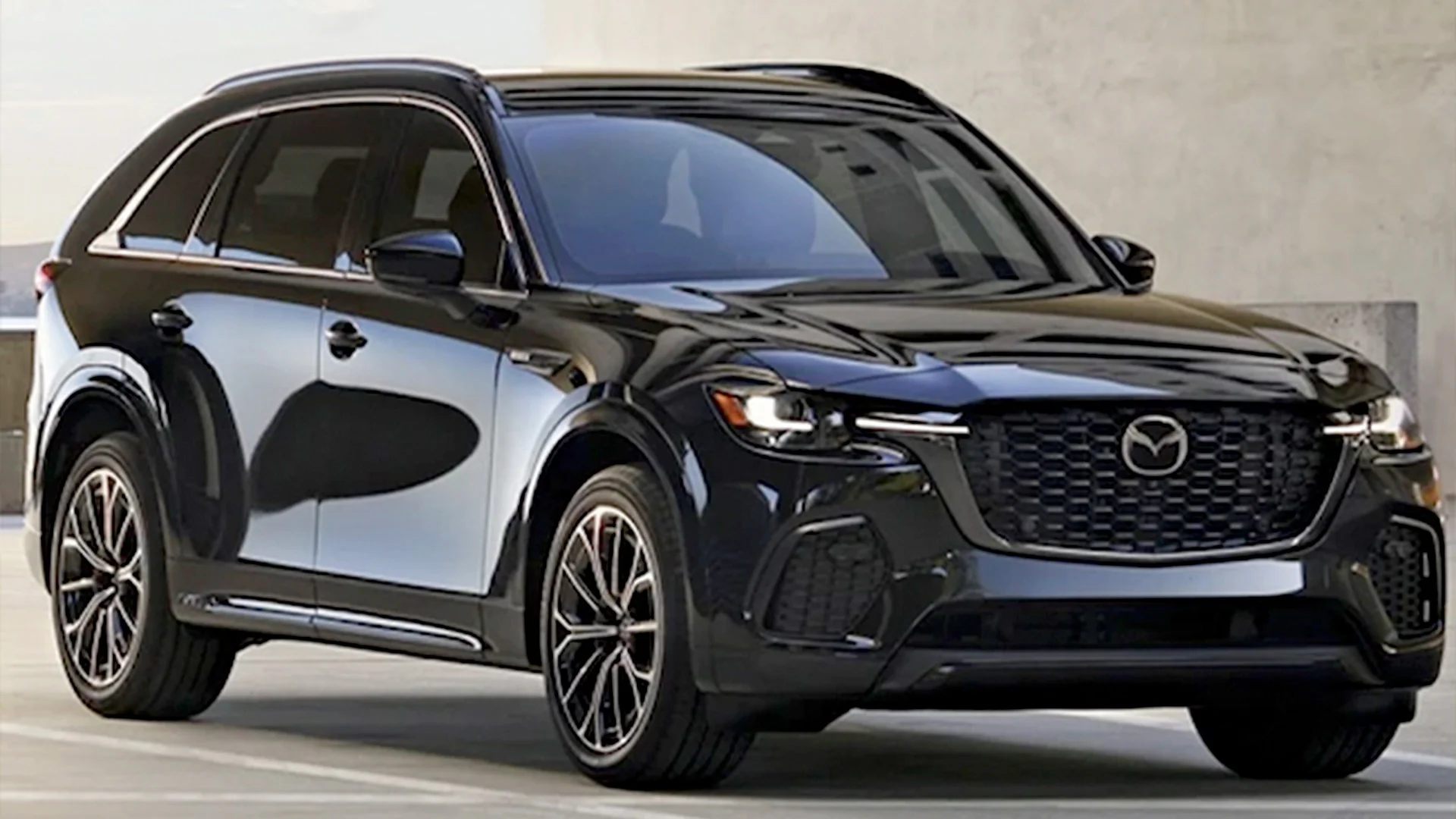 La Procuraduría Federal del Consumidor (Profeco) y Mazda Motor de México hicieron un llamado a revisión de 5 mil 937 vehículos.