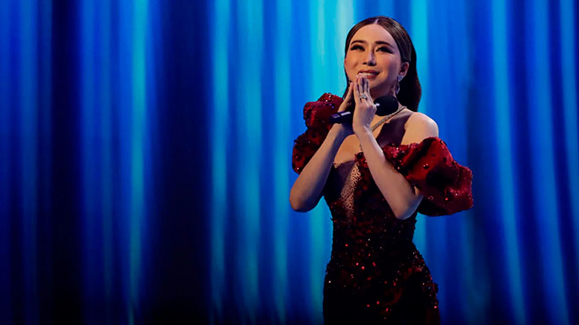 La mediática empresaria se mantiene con paradero desconocido y no se ha pronunciado sobre su orden de arresto.