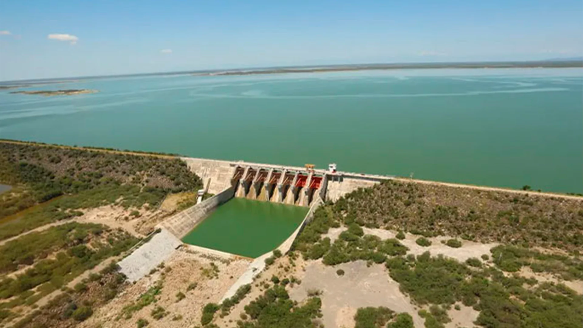 Extraen en cinco días el 10 por ciento de agua de presa ‘El Cuchillo’ en Nuevo León