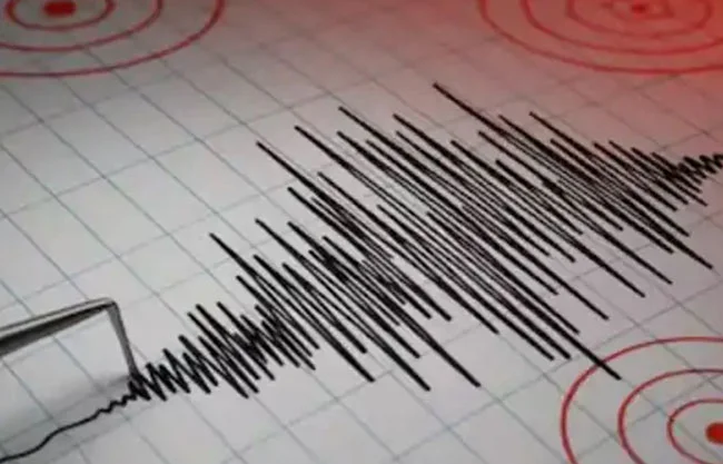 El organismo indicó que el temblor se produjo a 52 kilómetros de profundidad y tuvo una intensidad de V en Chimbote.