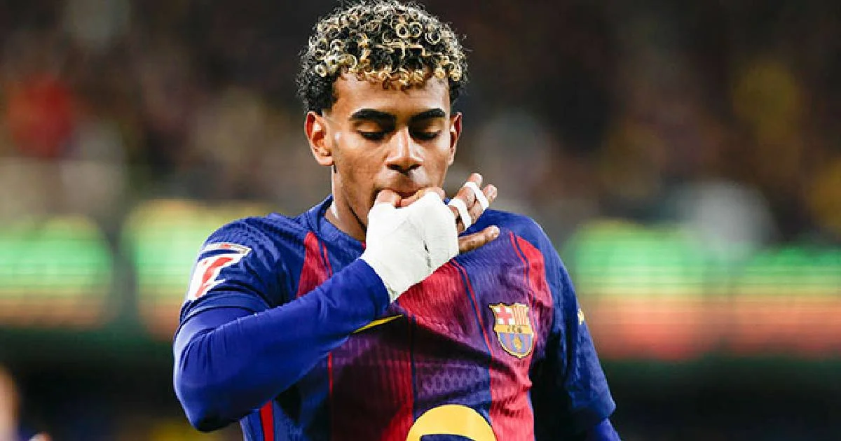 Lamine Yamal asume la presión de un ‘jugador clave’ tras ganar premio al mejor delantero de 2025