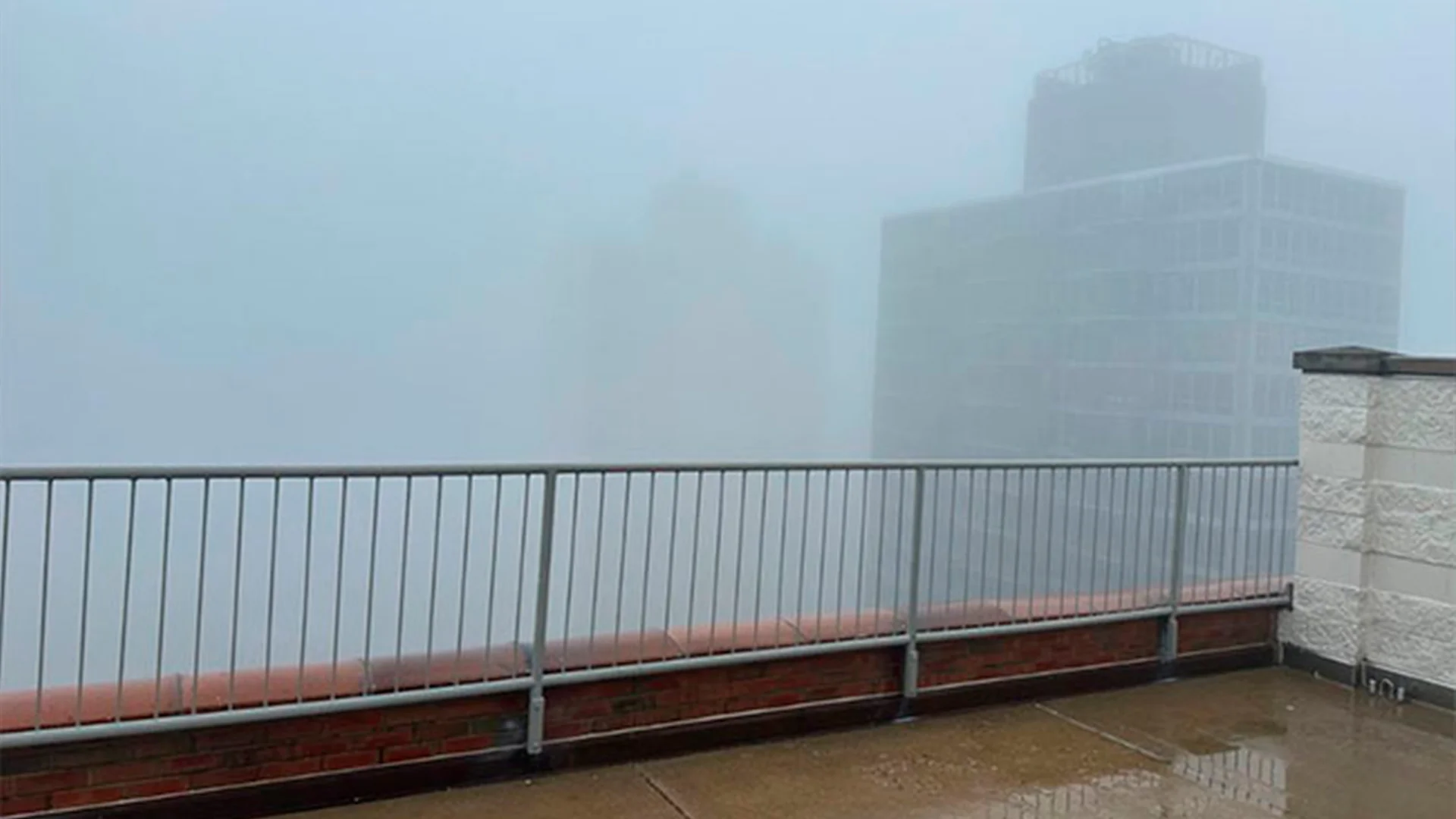 Las autoridades recomiendan a la población mantenerse informada y tomar precauciones.