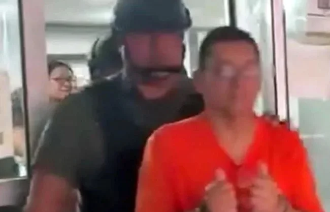 En el teléfono de un presunto delincuente se halló una conversación donde el periodista presuntamente recibía información sobre el hallazgo de cuerpos