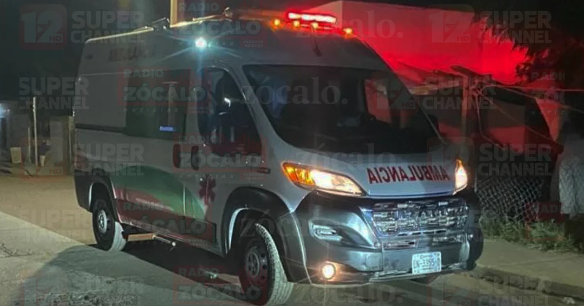 El niño se encontraba utilizando uno de los juegos cuando este presentó una falla estructural y se desprendió, provocando la caída y las lesiones del menor.