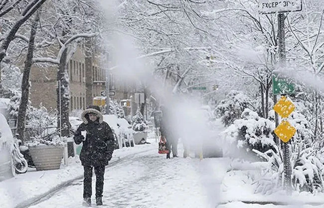 Tormenta invernal paraliza el norte de Estados Unidos; afecta transporte y servicios públicos
