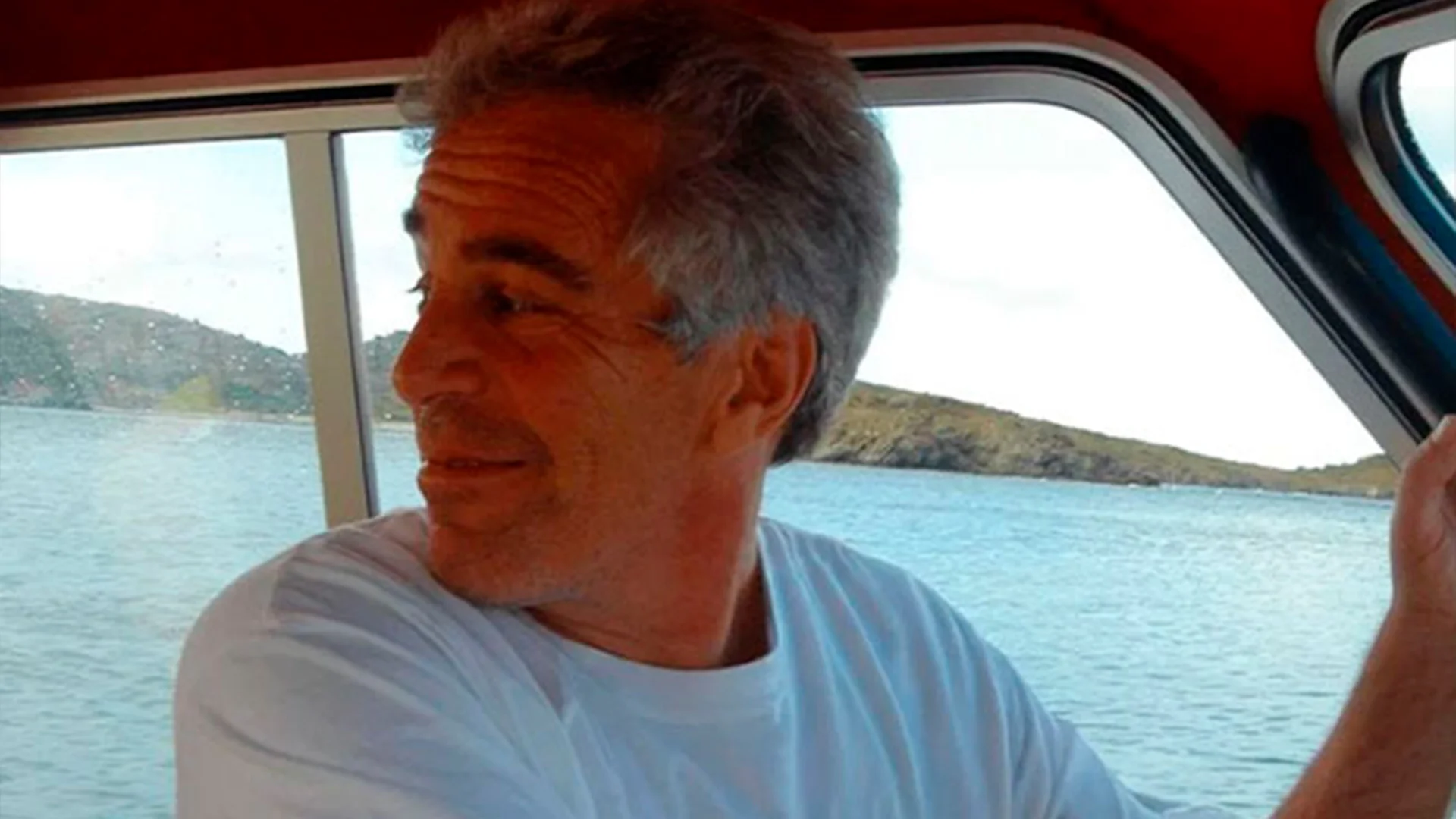 Los correos del pederasta Jeffrey Epstein, divulgados por congresistas demócratas, revelaron que Trump conocía sus crímenes.