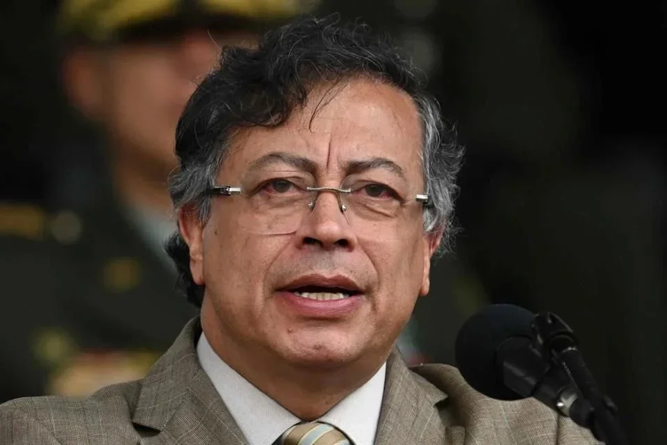 Dice Trump que Petro debería 'cuidarse el trasero'