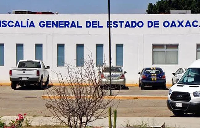 Un exmilitar fue detenido en Oaxaca por rociar con alcohol y prender fuego a su esposa durante las celebraciones de Año Nuevo