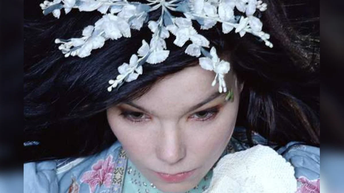 Björk apoya independencia de Groenlandia; denuncia el colonialismo danés