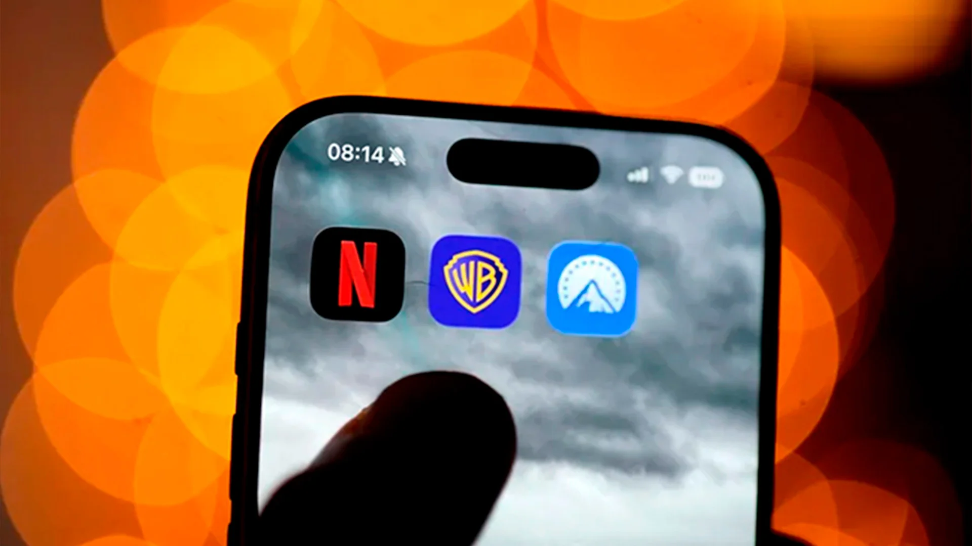 Warner rechaza por unanimidad la última oferta de Paramount y apuesta por la fusión con Netflix