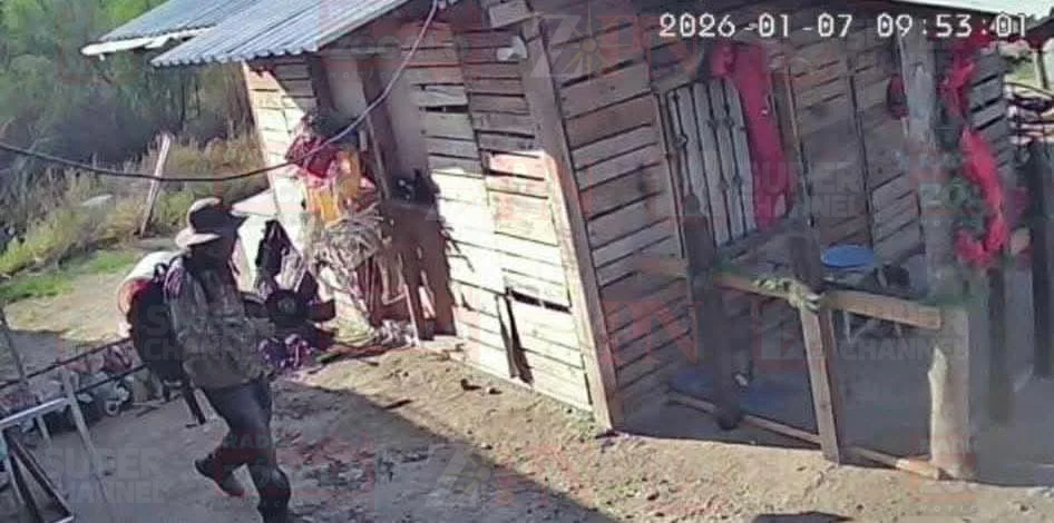 El sujeto habría participado en el robo de bocinas y herramienta, y es conocido con el apodo de “El Bebé”.