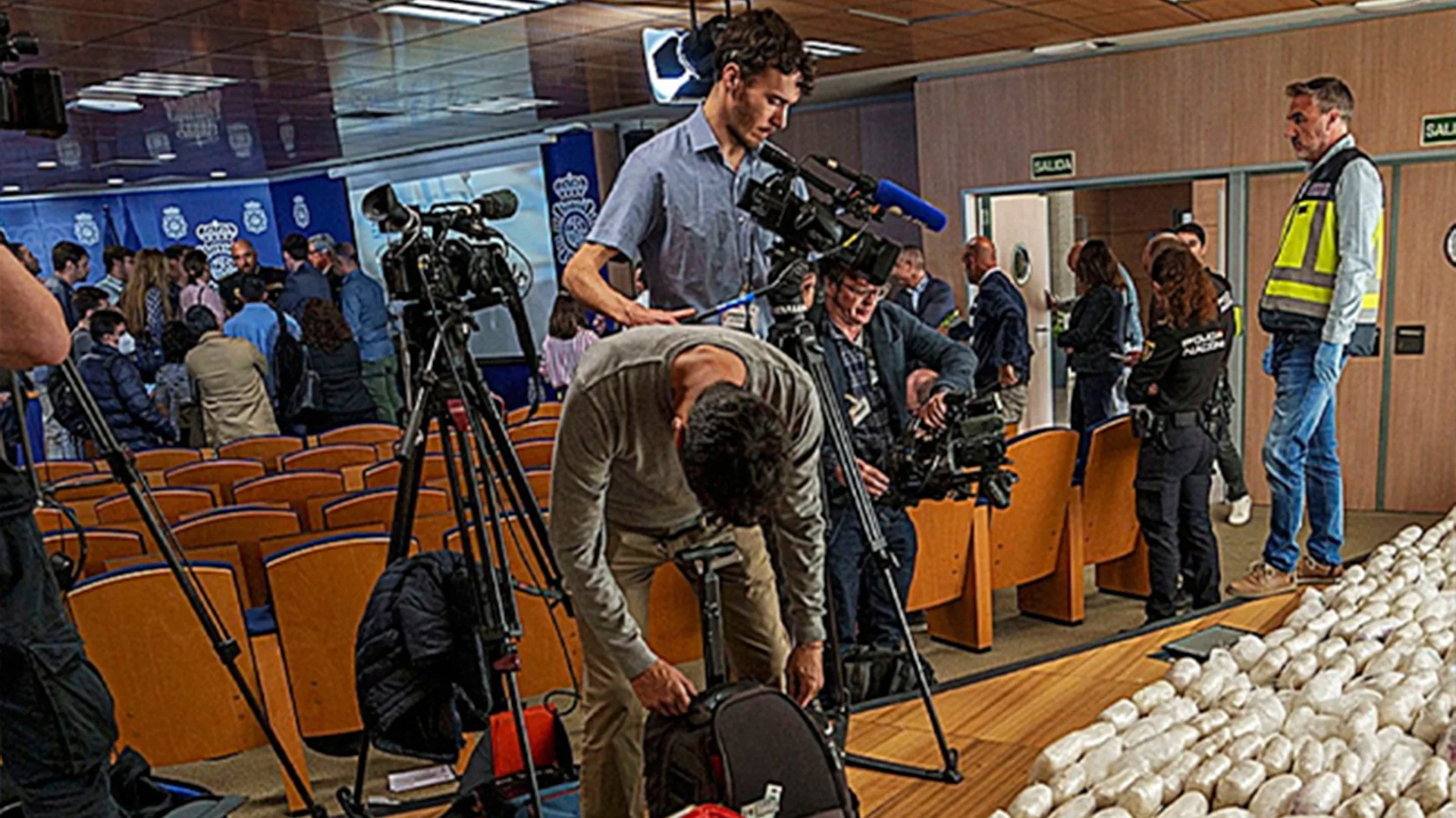 La Policía Nacional de España anunció ayer el desmantelamiento, en coordinación con la DEA, de una organización criminal “hispano-mexicana”.