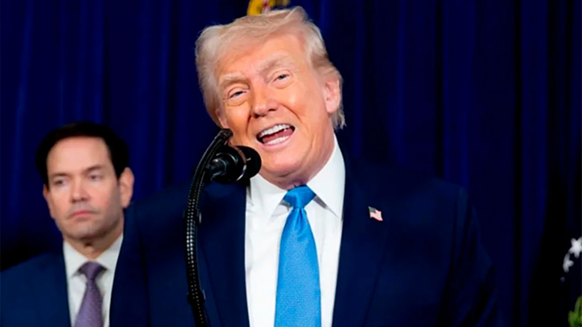 Senado de EU aprueba resolución para bloquear nuevas incursiones militares de Trump en Venezuela