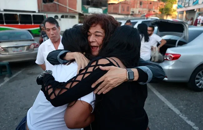 Trump defiende liberación de presos en Venezuela tras captura de Maduro