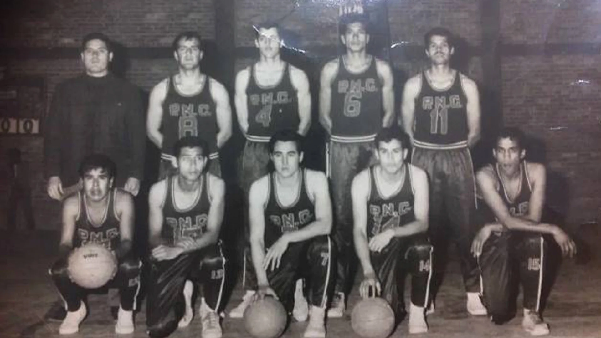 Es recordado con nostalgia y agradecimiento por familiares y amigos  a 21 años de su fallecimiento.