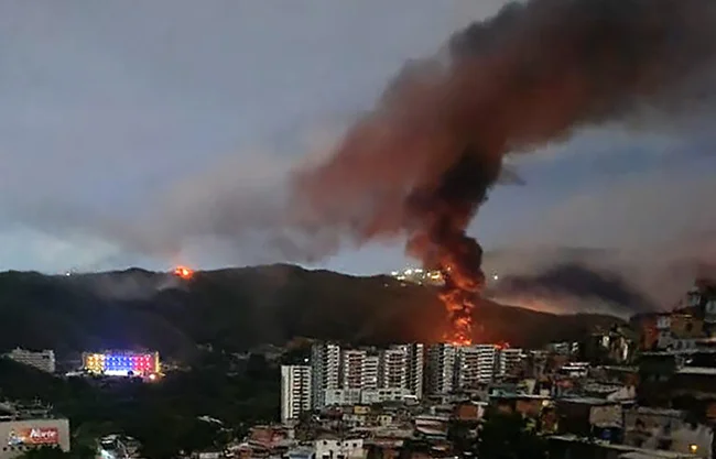 Bombardeo de EU contra Venezuela dejó personas desaparecidas y cuerpos fragmentados