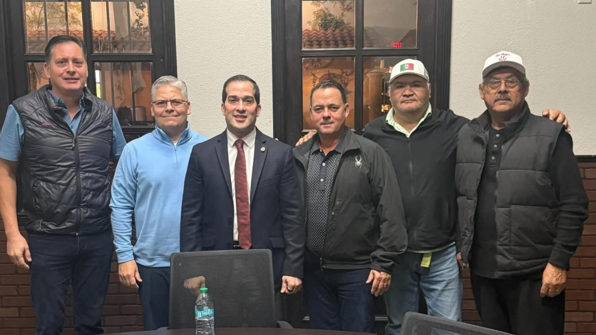 Revisan en reunión planes de mejora en campo de golf