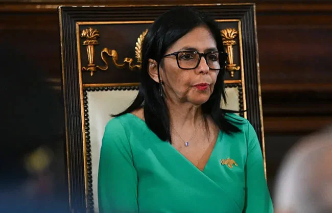 Trump asegura que Delcy Rodríguez “es una persona fantástica” tras llamada con la presidenta encargada de Venezuela