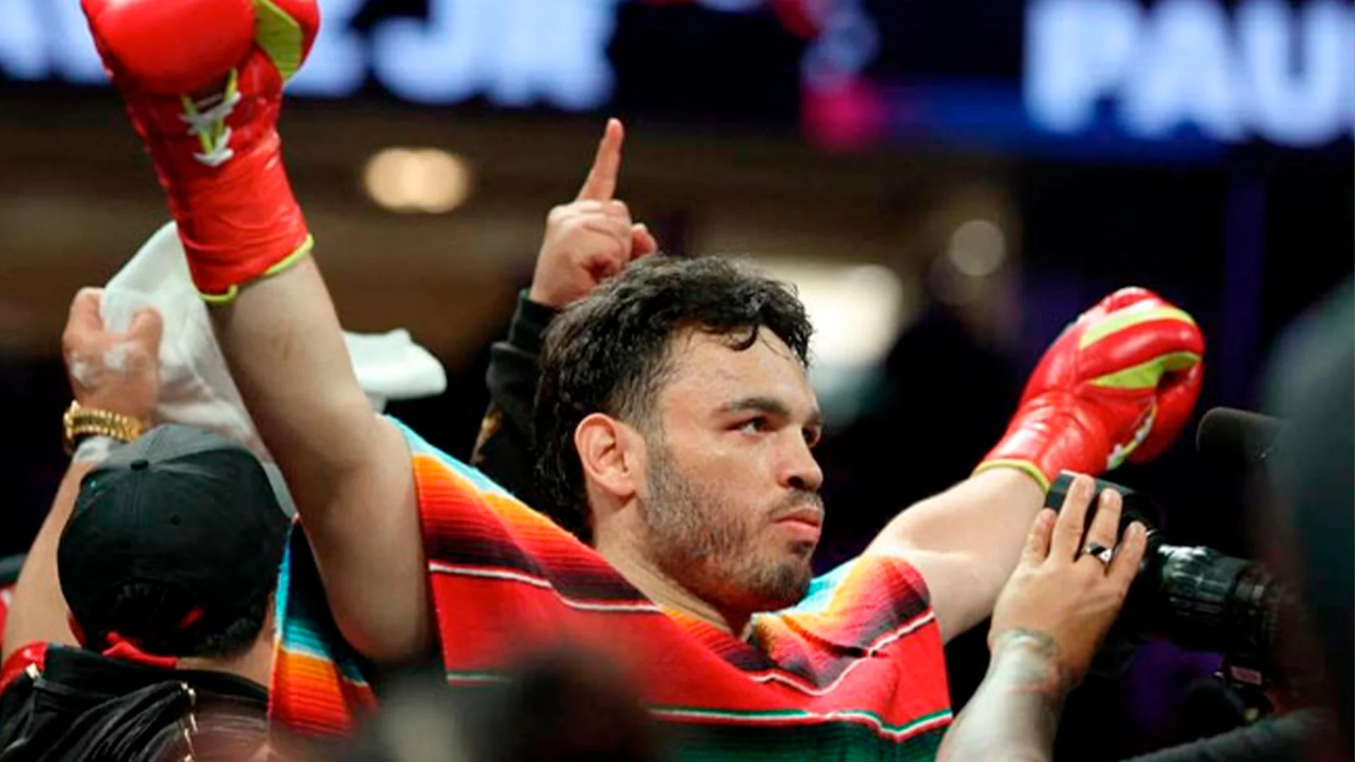 El boxeador mexicano, que pronto regresará al ring, fue acusado de supuestos vínculos con el narcotráfico.