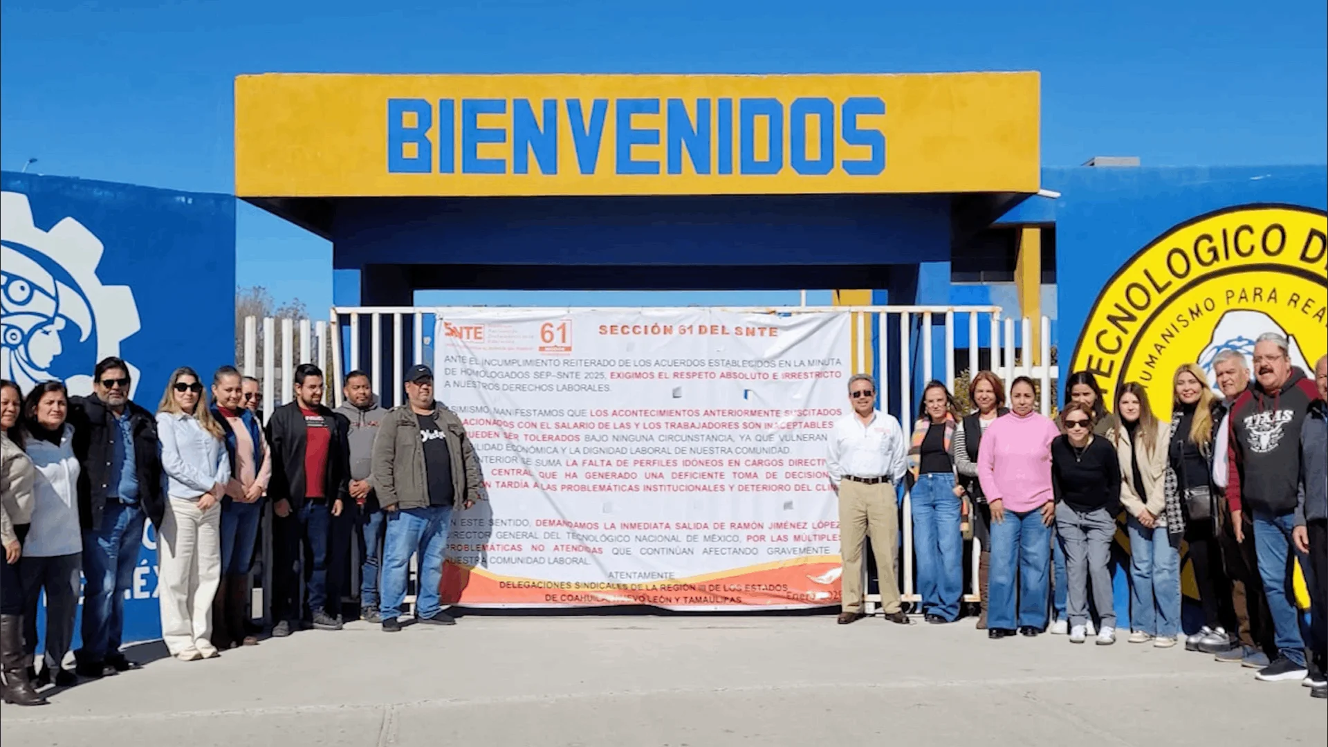 Se manifiestan 180 trabajadores del TEC de PN por falta de pago de la primera quincena del año