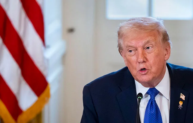 Trump asegura que iniciarán pronto ataques en tierra contra tráfico de drogas a EU