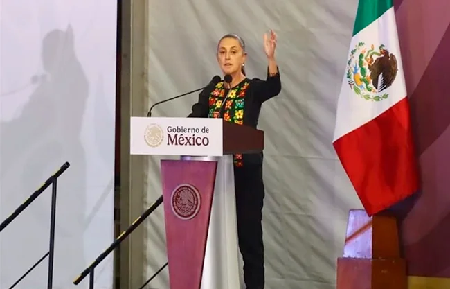 La presidenta Claudia Sheinbaum lanzó un discurso nacionalista a favor de su movimiento político y aseguró que México aún es la esperanza del mundo