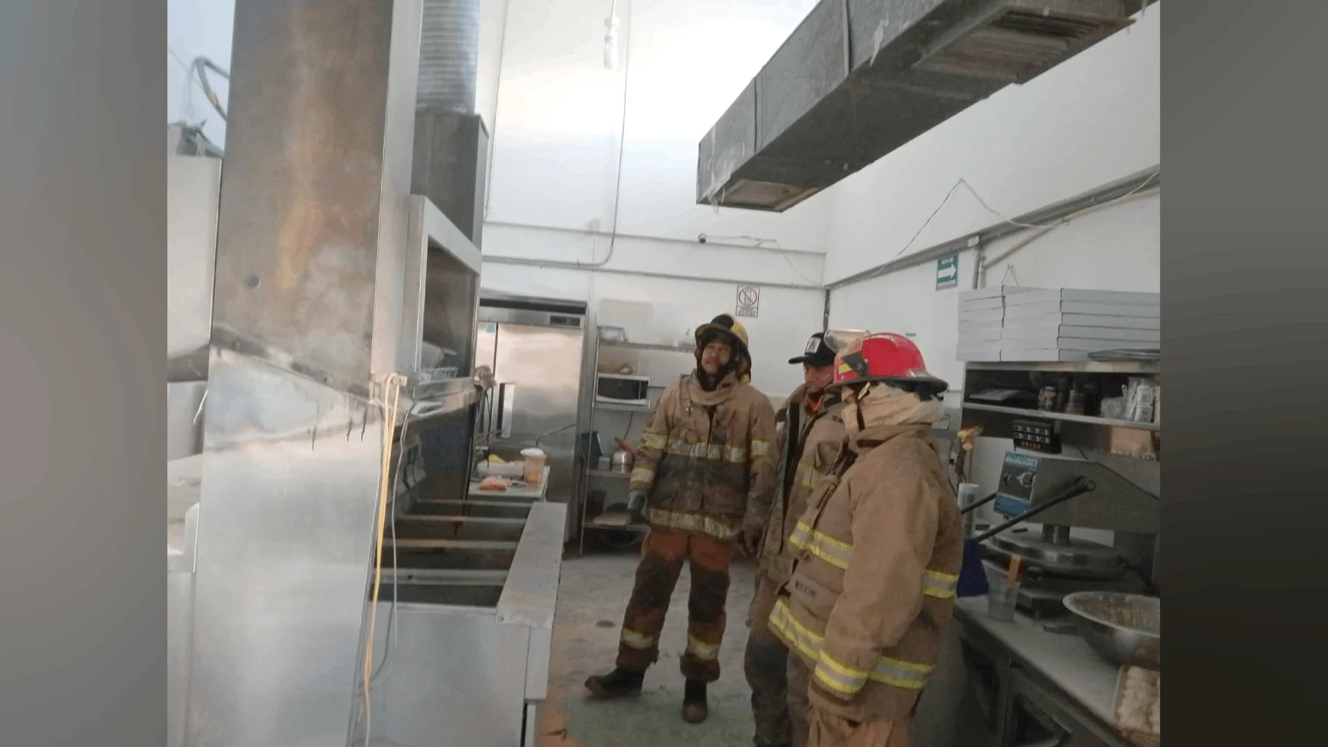 Se incendia restaurante en Múzquiz