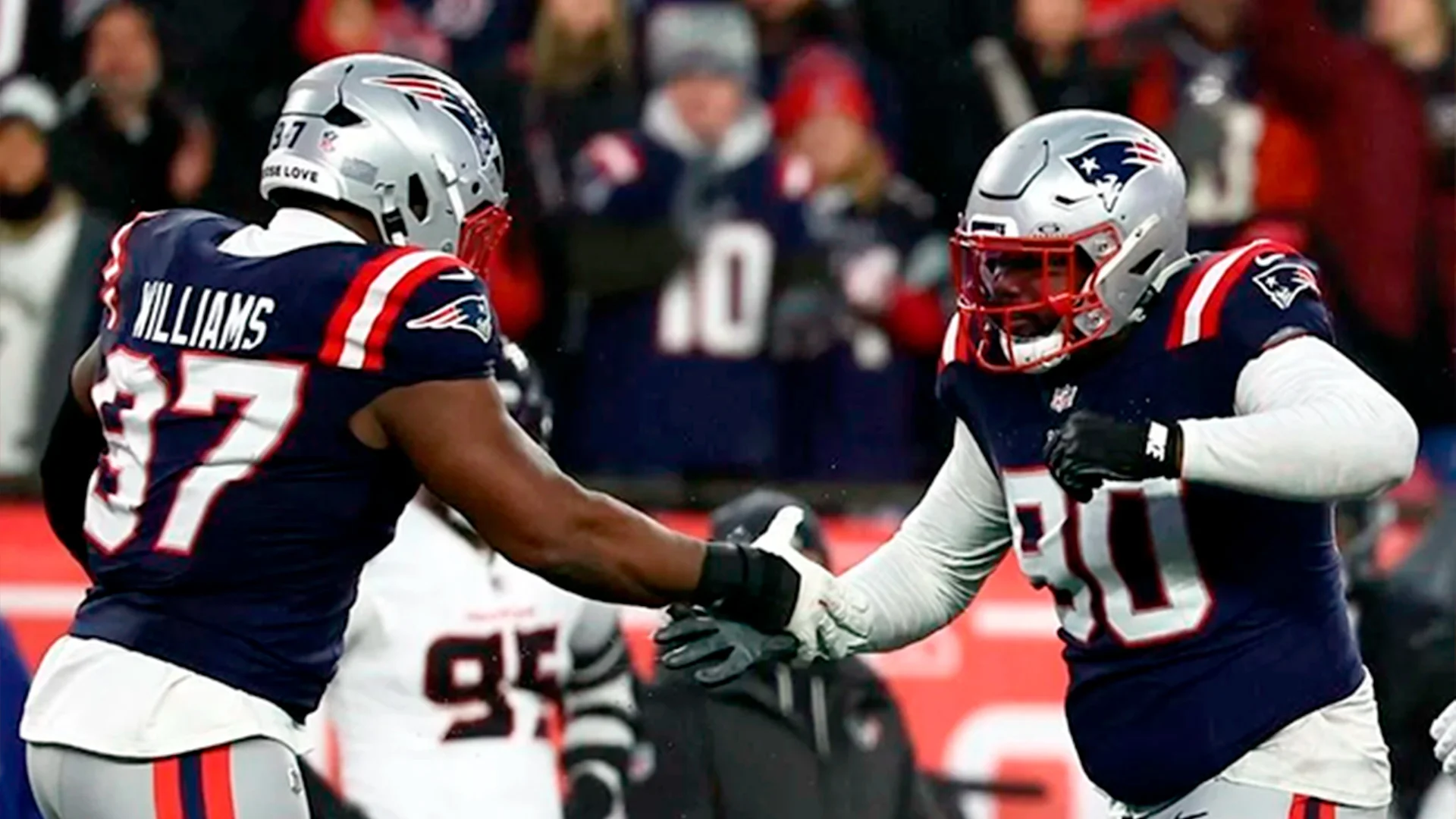 Los New England Patriots impusieron su ataque contra la defensiva de Texans, al ganar 28-16 en su Juego Divisional.