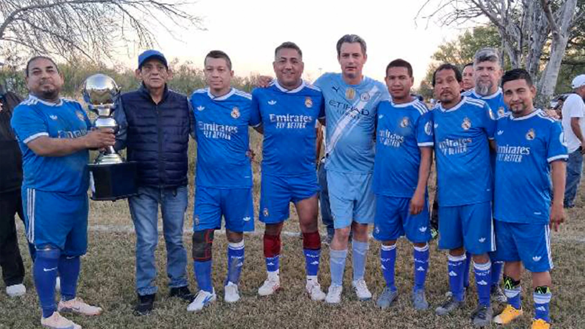 En los últimos años dirigió a su equipo Real del Norte tanto en la LAFV y últimamente en la Independiente.