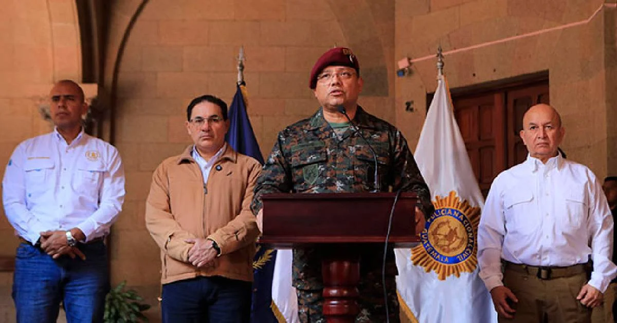 El presidente guatemalteco, Bernardo Arévalo de León, decretó un estado de sitio