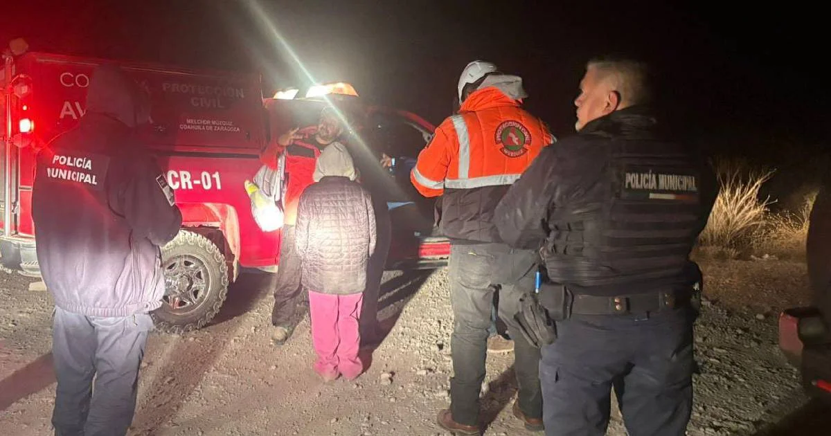 Rescatan a dos senderistas que paseaban en la sierra de Santa Rosa en Múzquiz