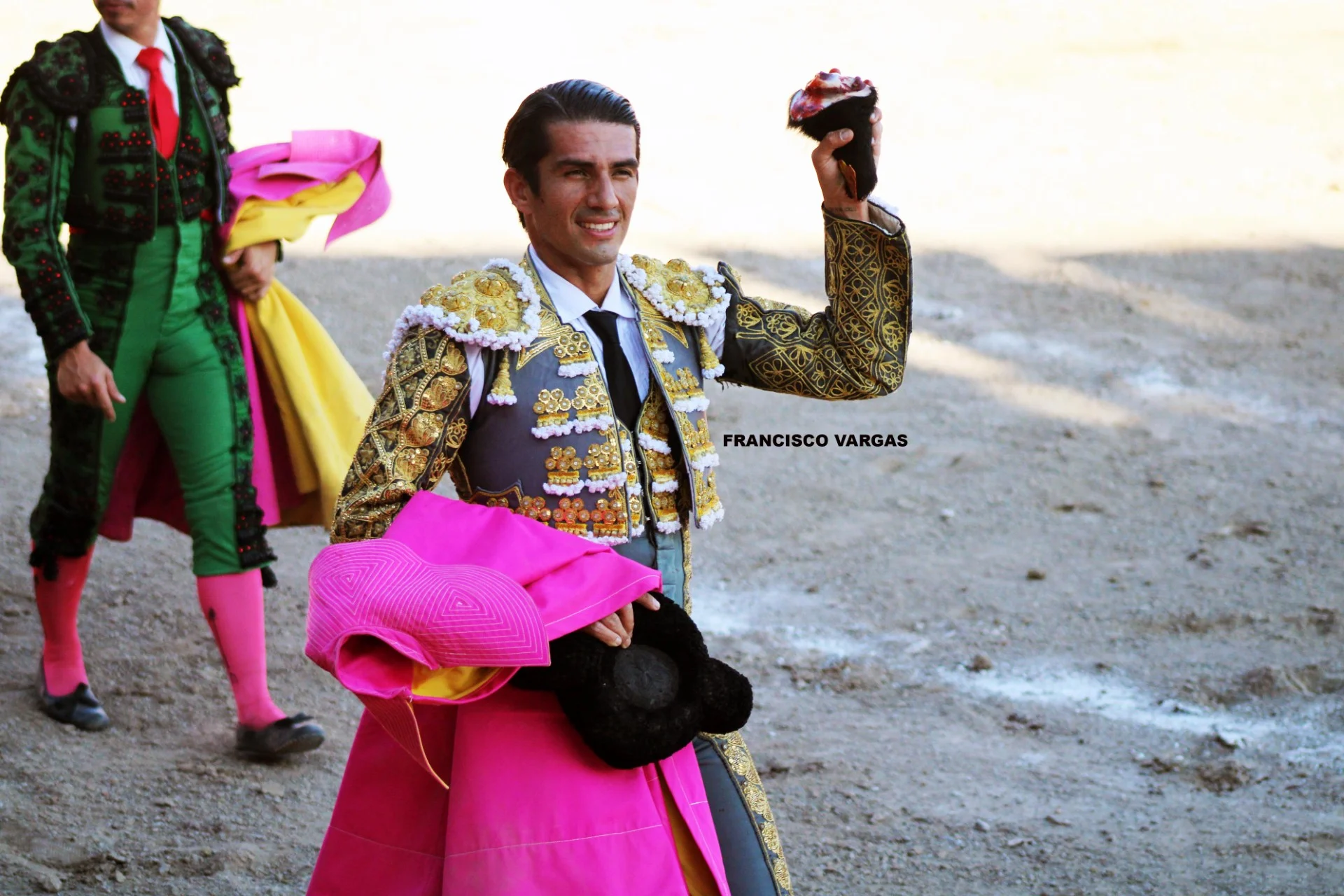 Ernesto Javier “Calita” corta meritoria oreja, en Distrito de Jesús, provincia de Cajamarca, Perú