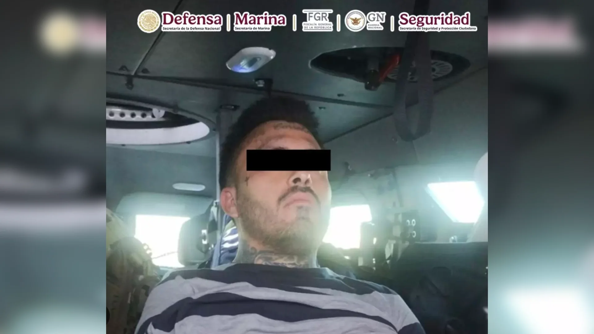 El Ricky fue detenido el pasado 3 de febrero de 2025 en Nuevo Laredo, Tamaulipas, acusado de agresiones que dejaron sin vida a militares y elementos de las fuerzas de seguridad, así como de extorsiones y otros delitos.