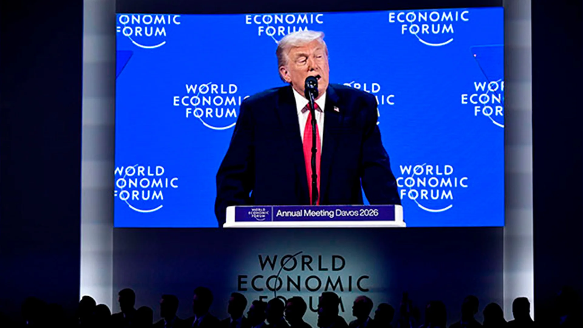 Trump advierte que Europa no va en la dirección correcta y debe corregir su rumbo