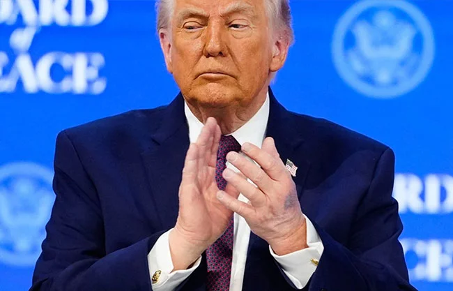 Trump plantea en redes la posibilidad de buscar por cuarta ocasión la presidencia