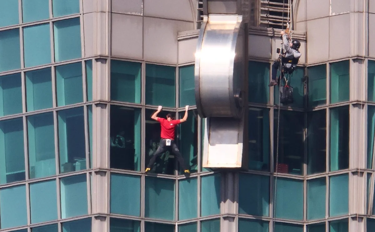 Conquista escalador Alex Honnold el rascacielos Taipei 101