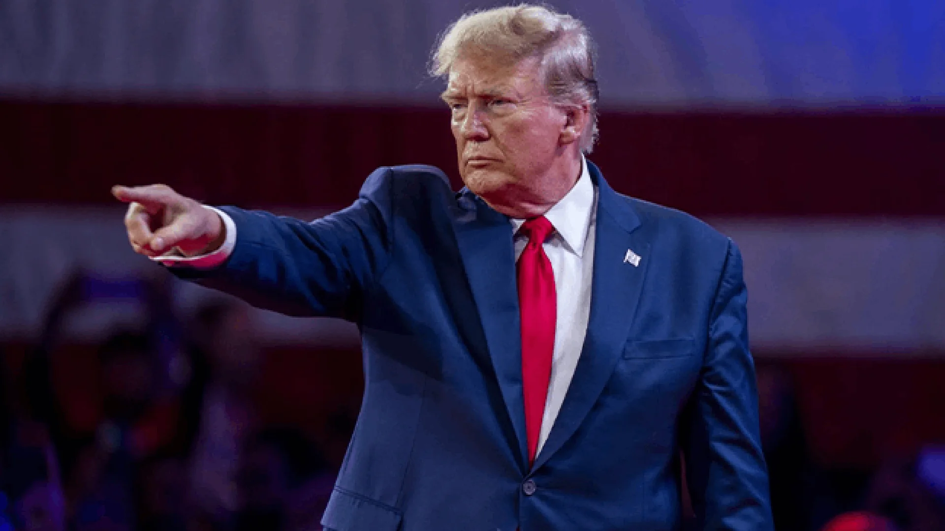 Trump no descarta ataques terrestres contra cárteles “en cualquier lugar”, incluido México