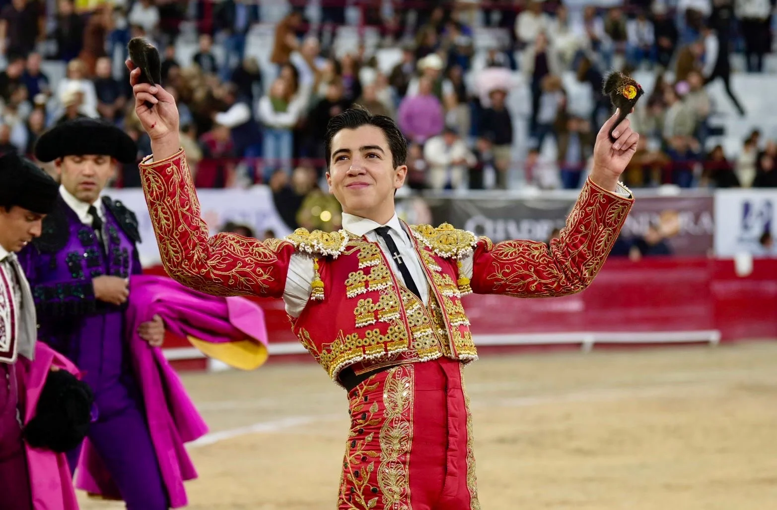 Compartió la salida en hombros con Emiliano Gamero