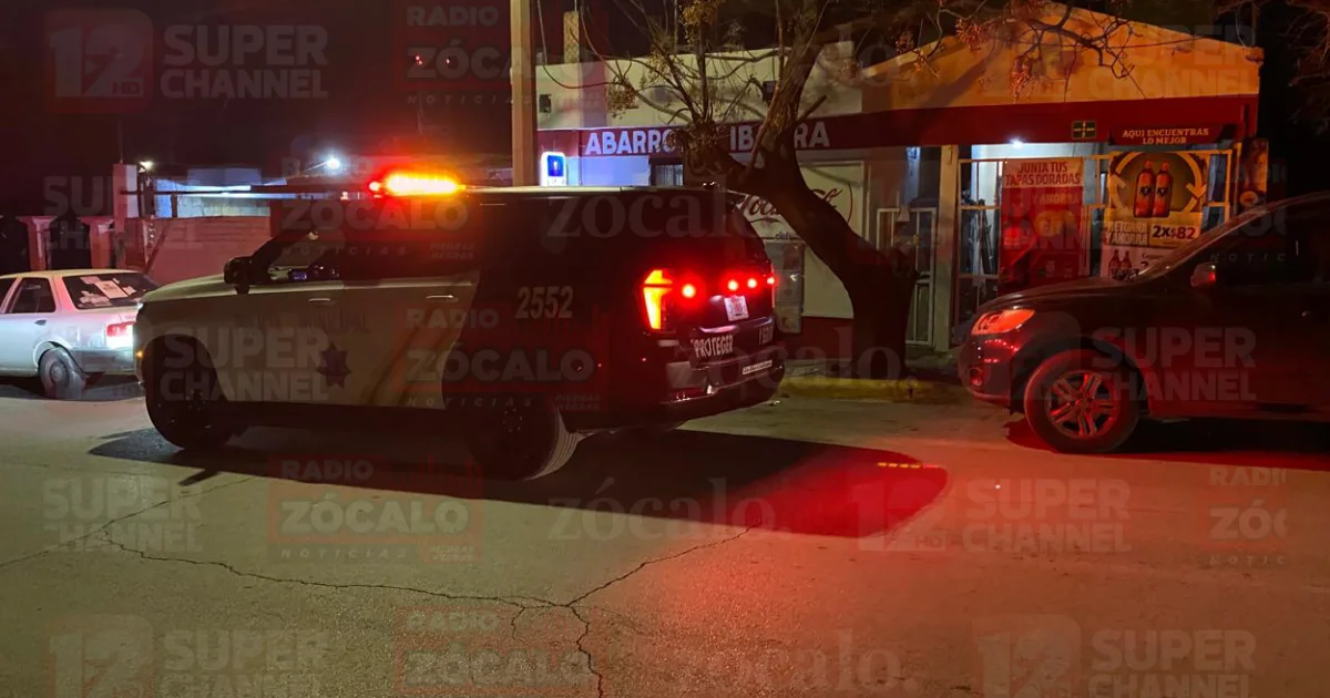 Aprovecha descuido y roba un six de cerveza en tienda de la colonia Montes