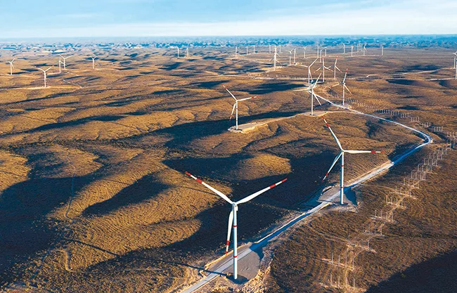 Reactivarán en Coahuila los proyectos energéticos; parques solares, eólicos y gas shale