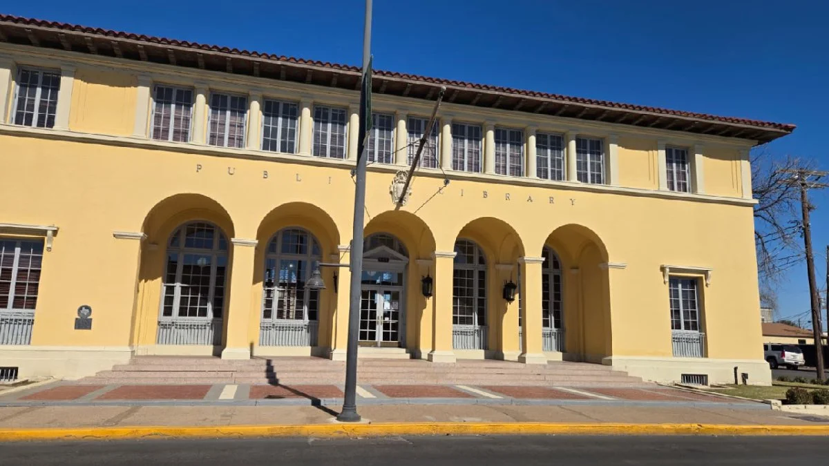 Biblioteca Pública de Eagle Pass recibe Premio Estatal a la Excelencia