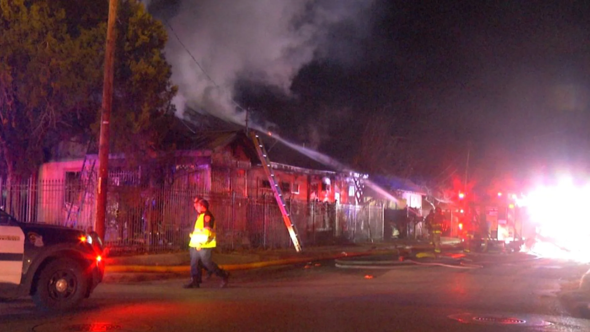 Mujer nigropetense y su esposo mueren en incendio en San Antonio