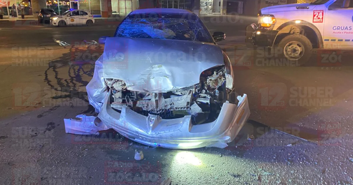 Choque vehicular deja lesionada a mujer embarazada