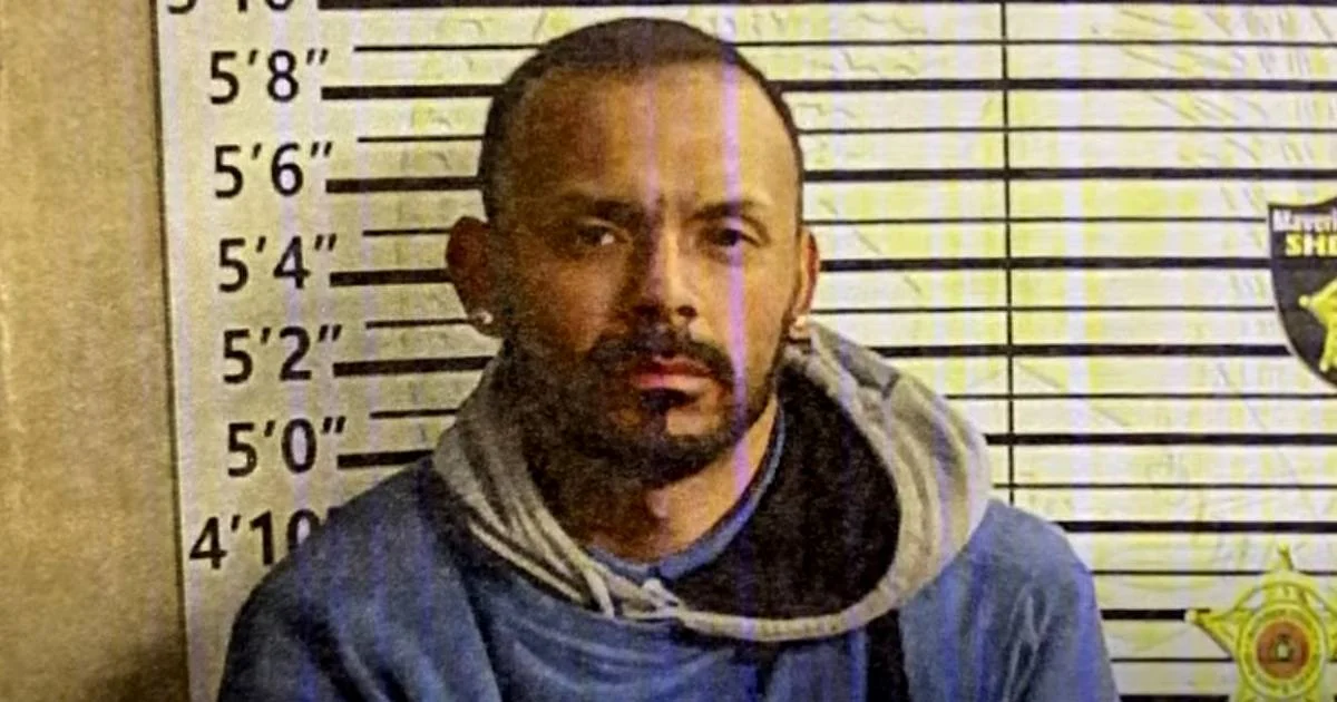 Detienen a hombre con orden de arresto en Eagle Pass