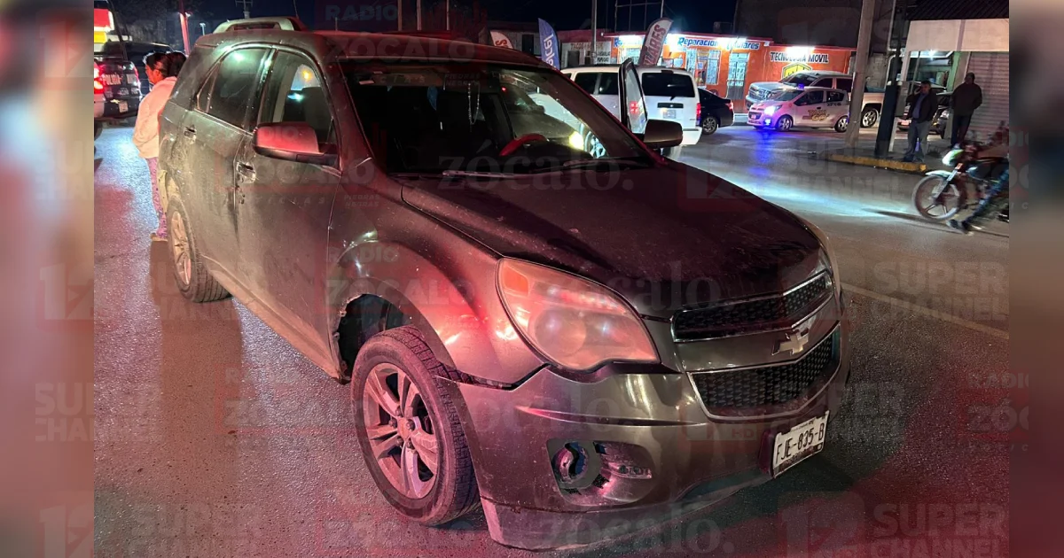 Mujer es hospitalizada tras ser atropellada